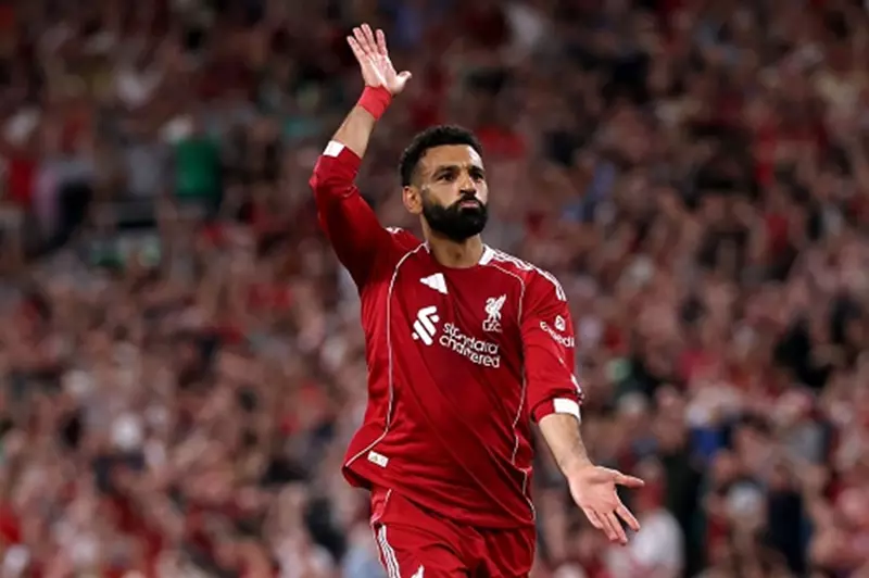 عواطف متناقضة في ملعب الأنفيلد: صلاح يتألق خلال انتصار ليفربول على بورنموث